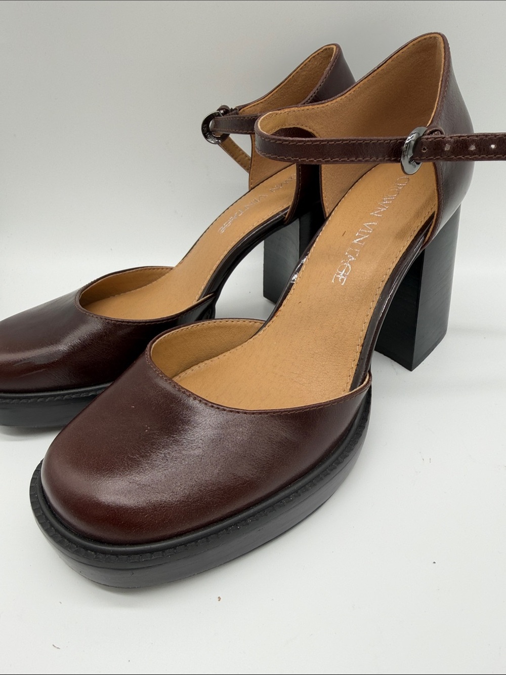 Crown vintage greeta chunky heel  pinup
